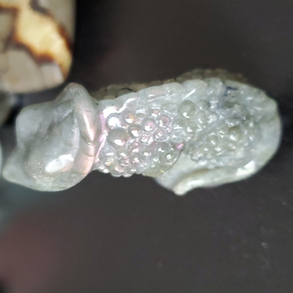 Labradorite Chameleon 🦎 - Picture 3 of 5